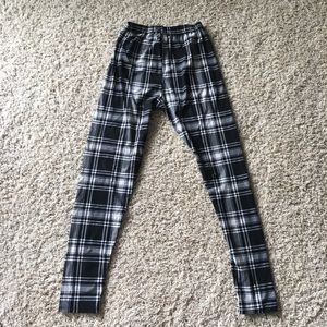 Black and white plaid leggings
